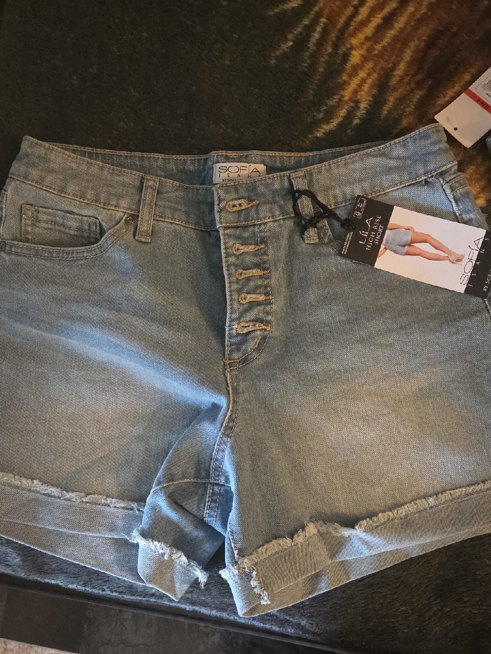 sofia by sofia vergara Light Blue Denim Button-Front Shorts
